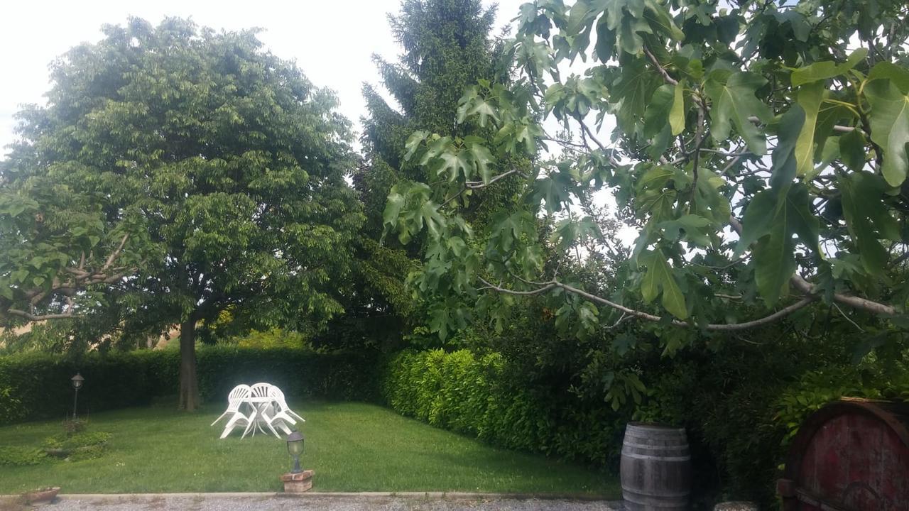Bed and Breakfast Ca D'I. Magliano Alfieri Exterior foto
